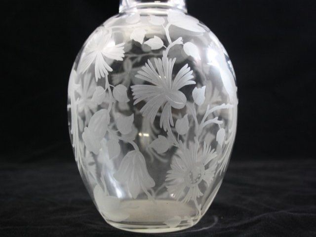 Kaza France Vase In Glass Engraved With Flowers photo vinterior