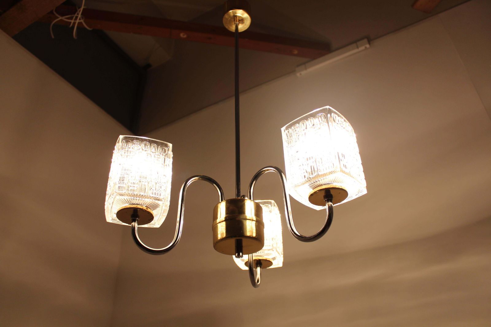 Mid Century Kroonluchter Lidokov, Jaren 1970 photo Verlichting