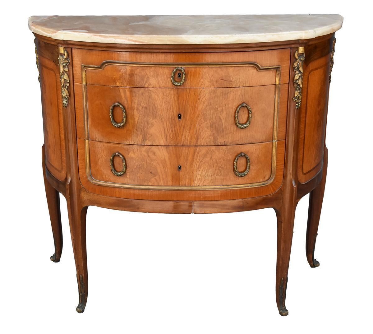 Transition Style Chest Of Drawers In Mahogany And Bronze 1900