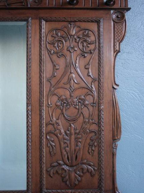 1583.0 Coat Rack Renaissance Style Walnut photo