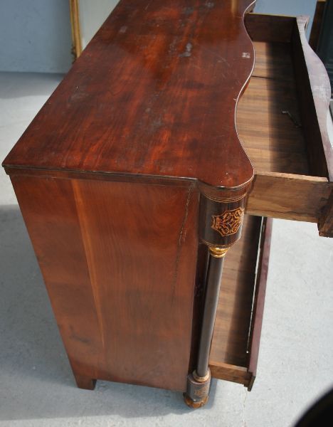 photo vinterior Xi Xth Flamed Mahogany Chest Of Drawers