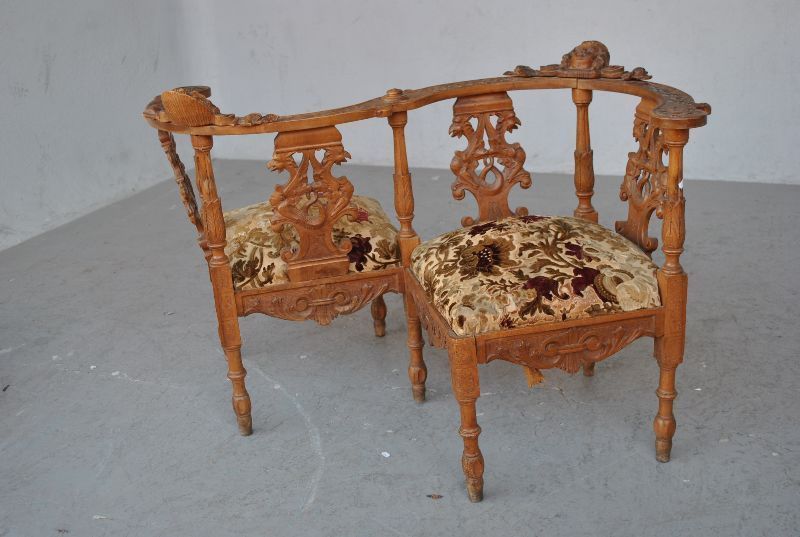 Antique Renaissance Style Loveseat Bench photo for sale