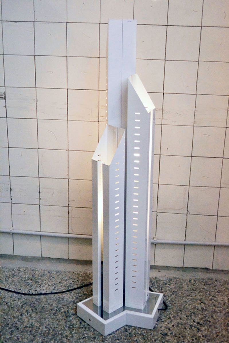 Skyscraper White Lacquered Metal Floor Lamp photo furniture