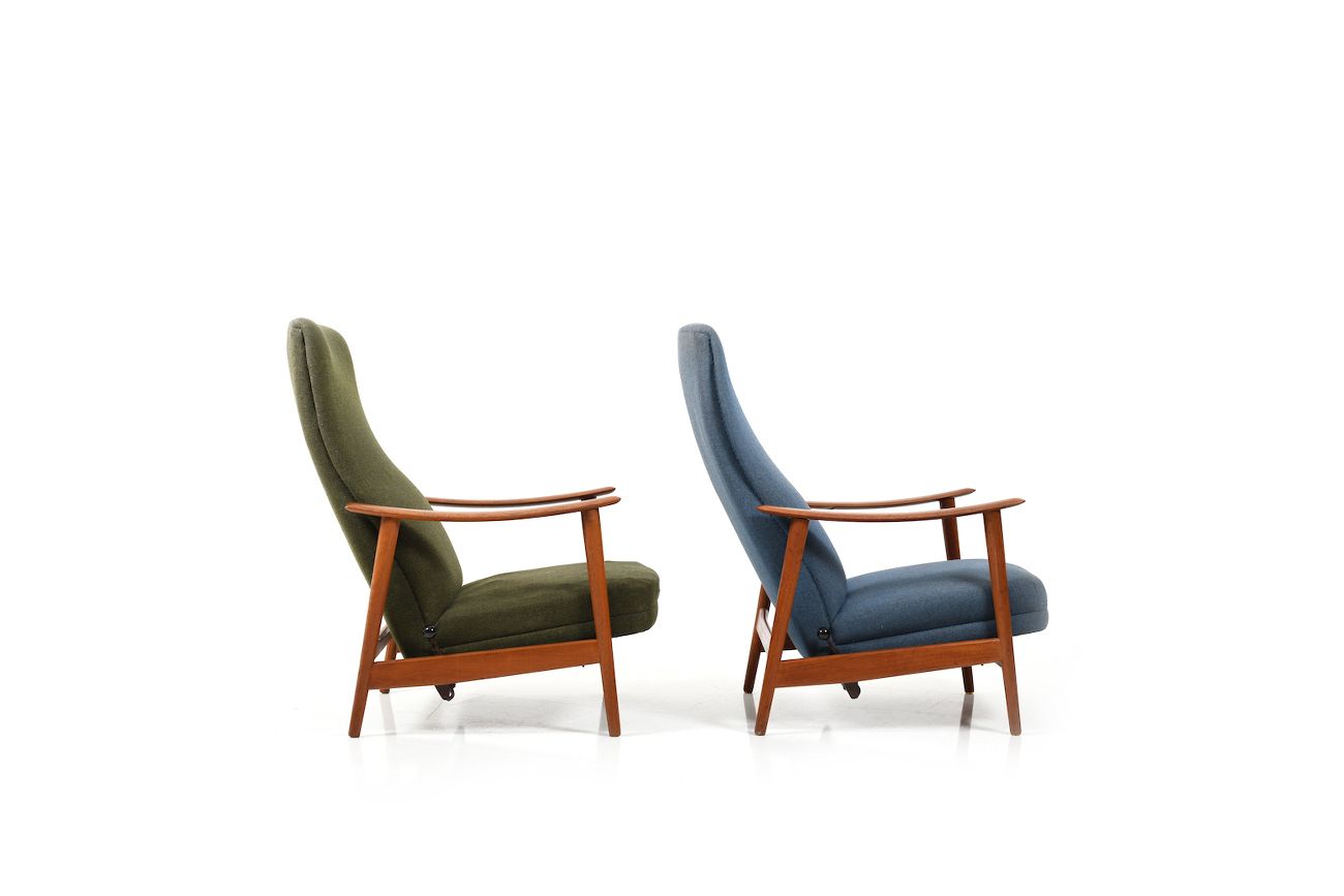 Pair Of Mid Century Danish Reclining Lounge Chairs In Teak photo Furniture