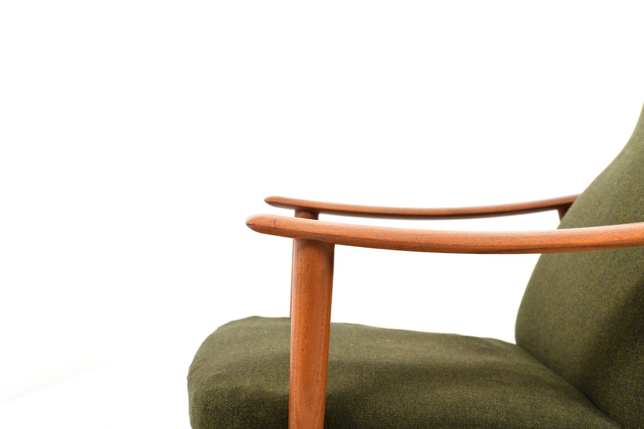 3750.0 Pair Of Mid Century Danish Reclining Lounge Chairs In Teak photo