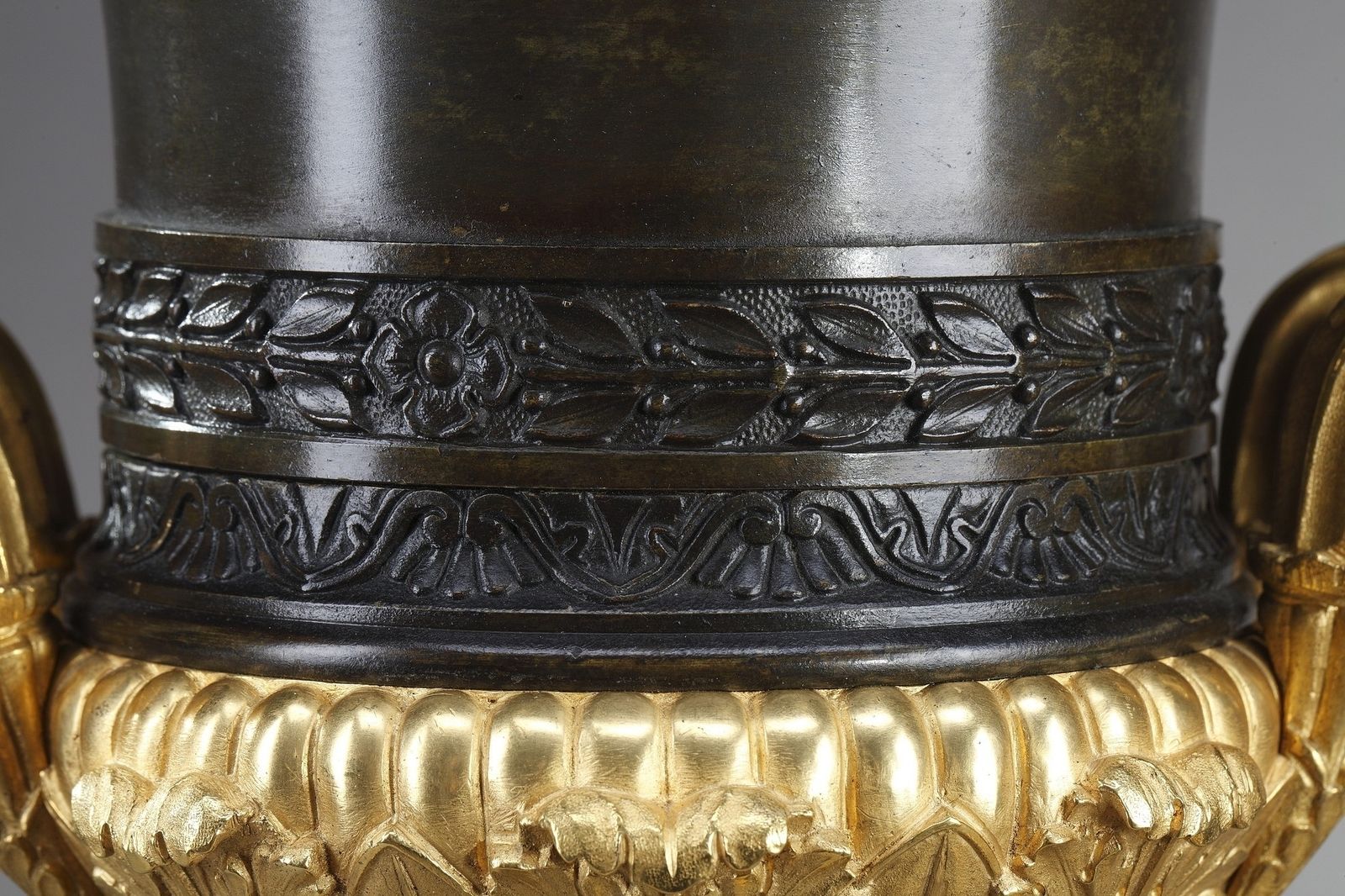 Pair Of Large Restauration Medici Vases photo vinterior