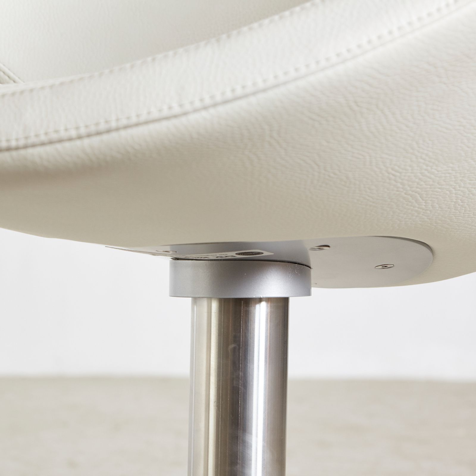 photo furniture ‘Apollo’ Lounge Chair By Peter Hiort Lorenzen & Johannes Foersom For Erik Jørgensen, 2003