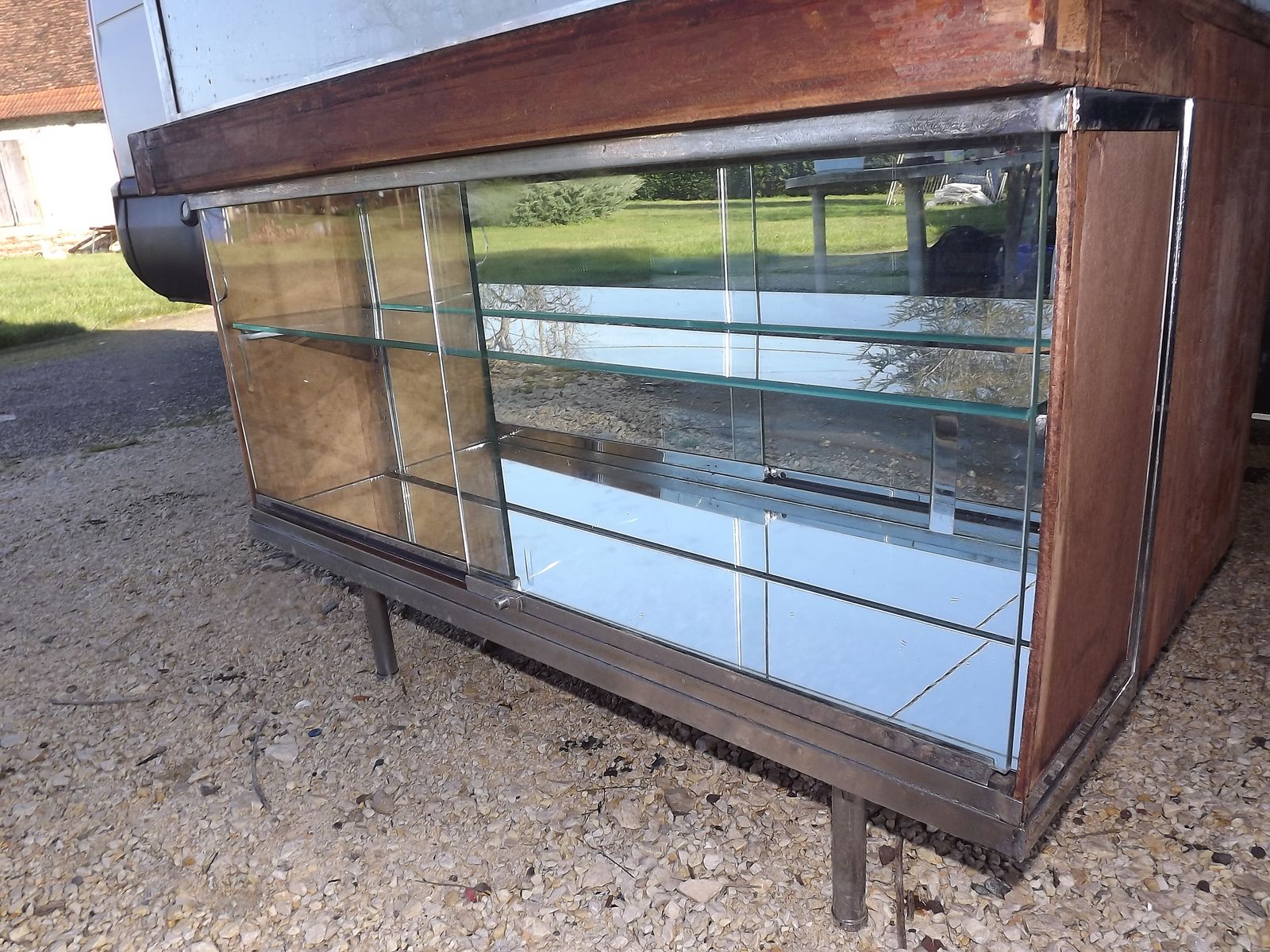 Counter Shop Window photo vinterior