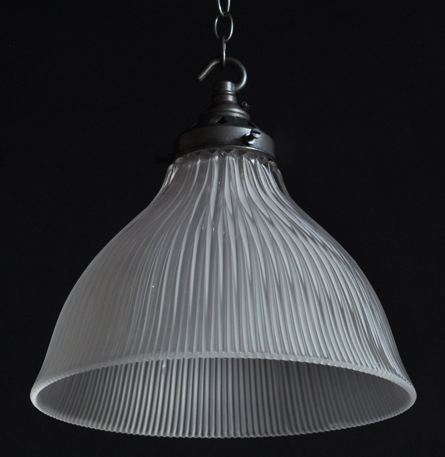 Antique Holophane Pendant Lights X20 photo vinterior