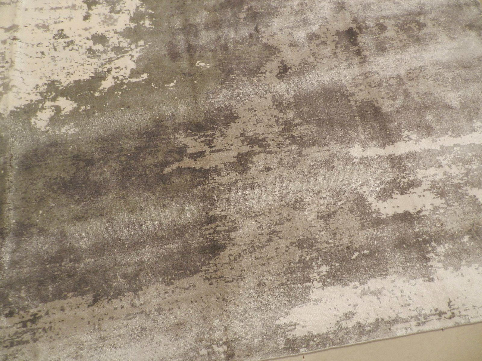 Alfombra Royal Carpet From Zenza Contemporary Art & Deco photo furniture