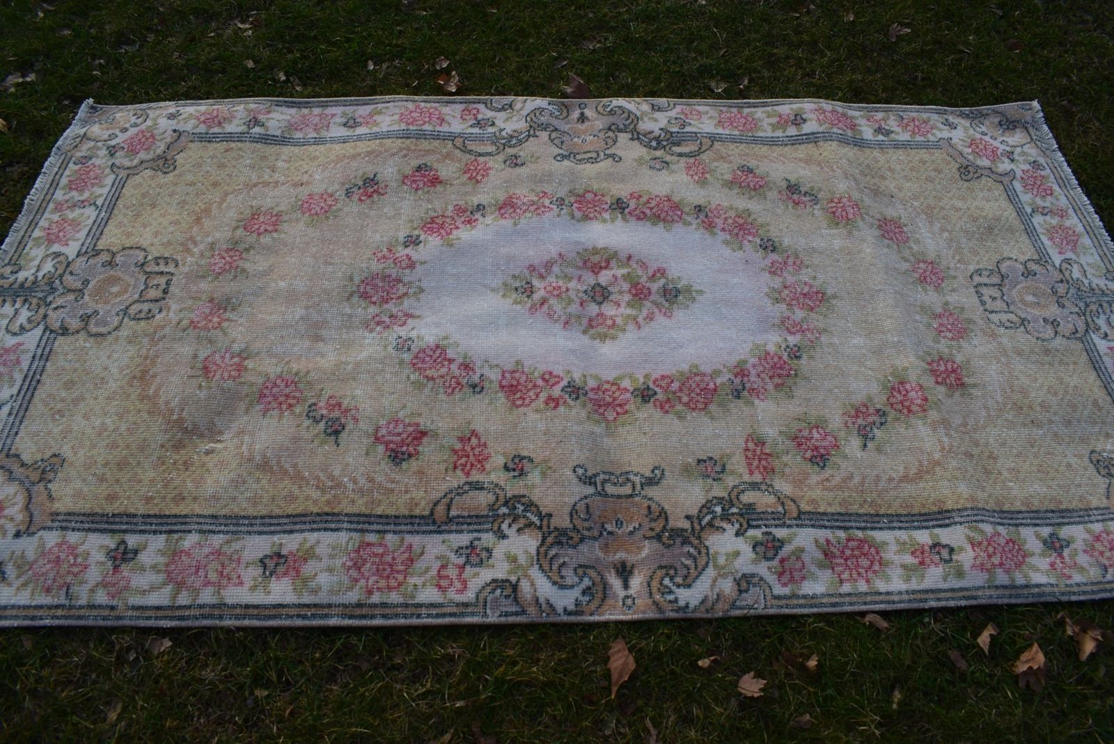 Turkish Hand Knotted Woolen Sparta Rug, 1970s photo vintage
