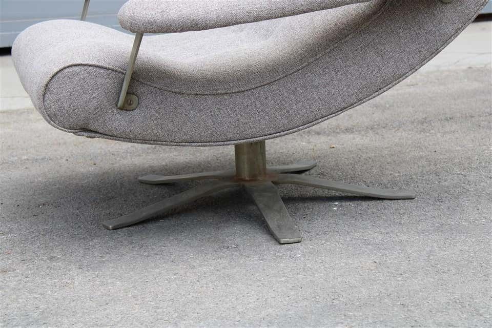 Furniture Swivel Armchair Guido Bonzani For Tecnosalotto 1970s Gray Fabric And Steel photo