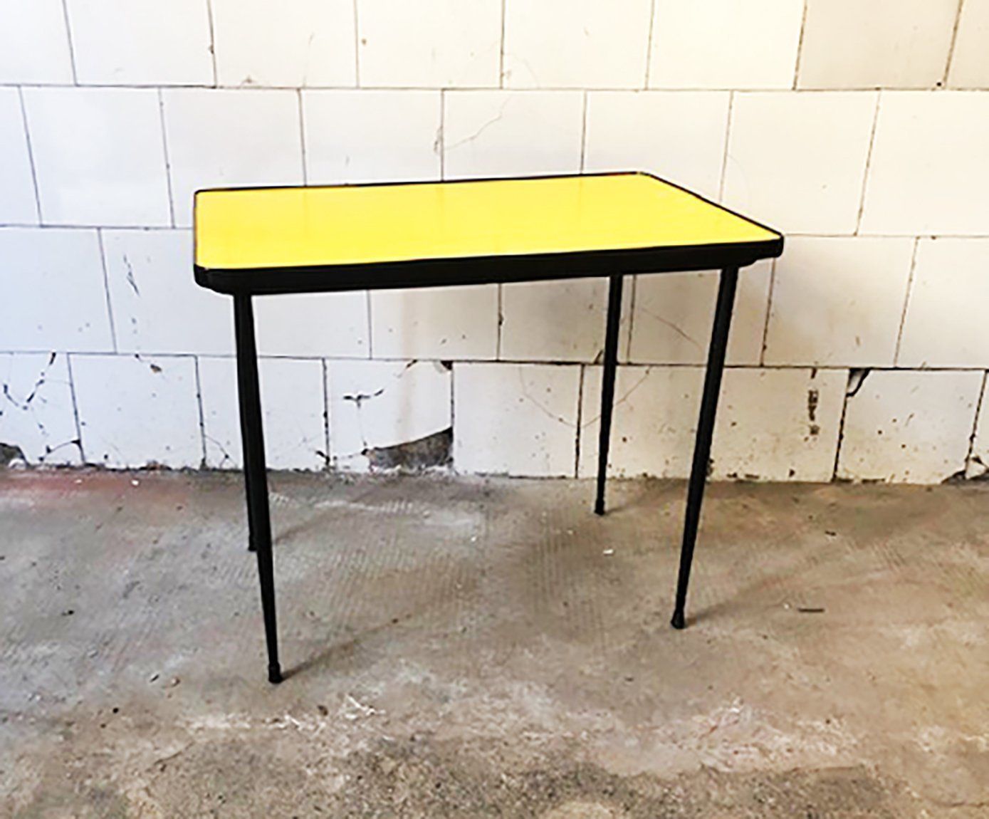 Salontafel Met Formica Blad, Italië, 1950