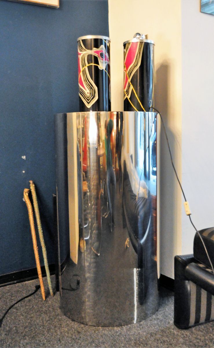 Steel Column Table, 1970s photo Lighting