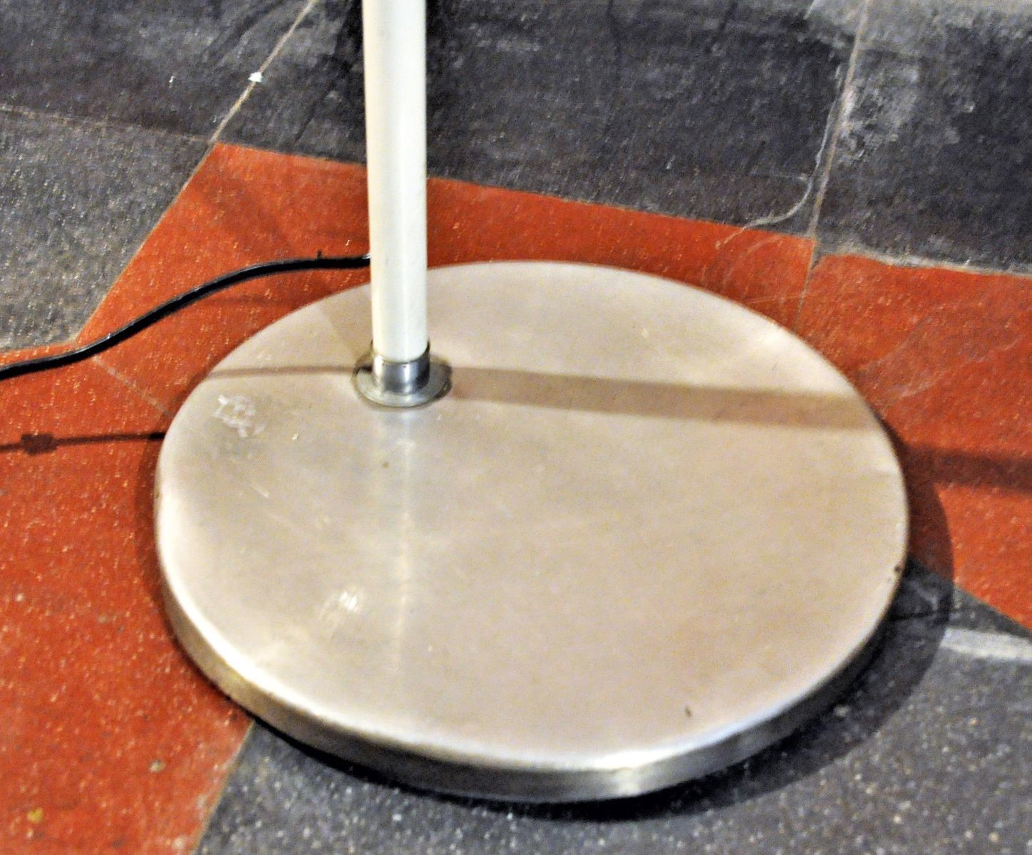 Small Arc Floor Lamp, 1970s photo Lighting