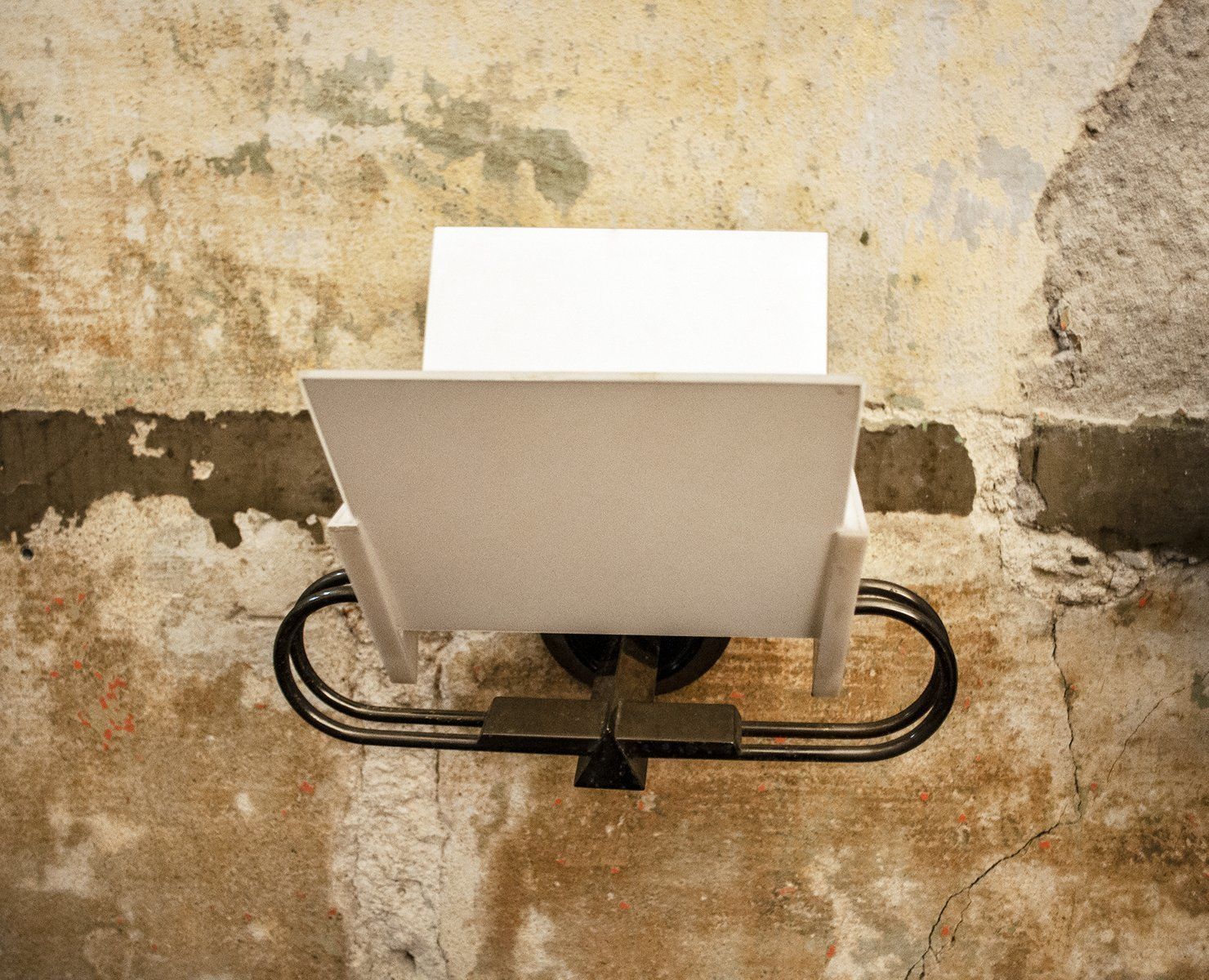Postmodern Sconces By Perry King & Santiago Miranda For Arteluce , 1980s, Set Of 2 photo vinterior