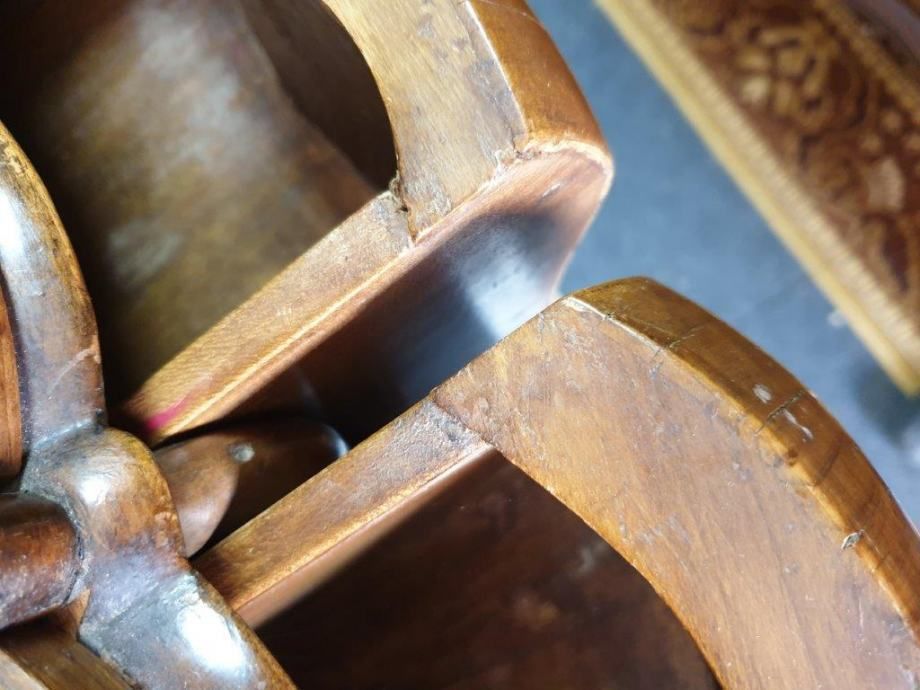 Bombed Chest Of Drawers Of Smaller Dimensions photo vinterior