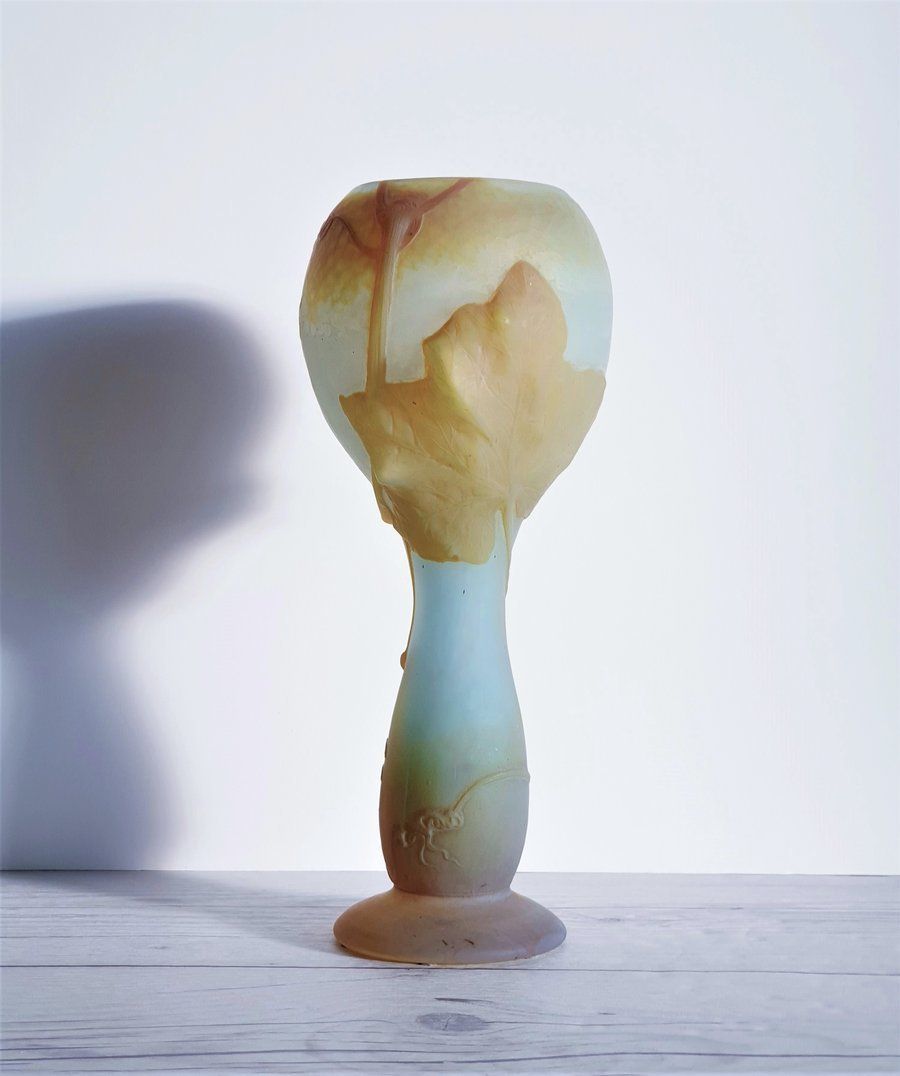 Daum 'Fleur De Coloquinte' French Art Nouveau Satin Cameo Glass Vase | C. 1900s, Antique photo 10968.0