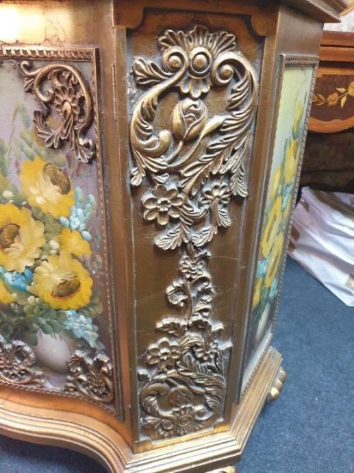 Golden Venetian Chest Of Drawers photo vinterior