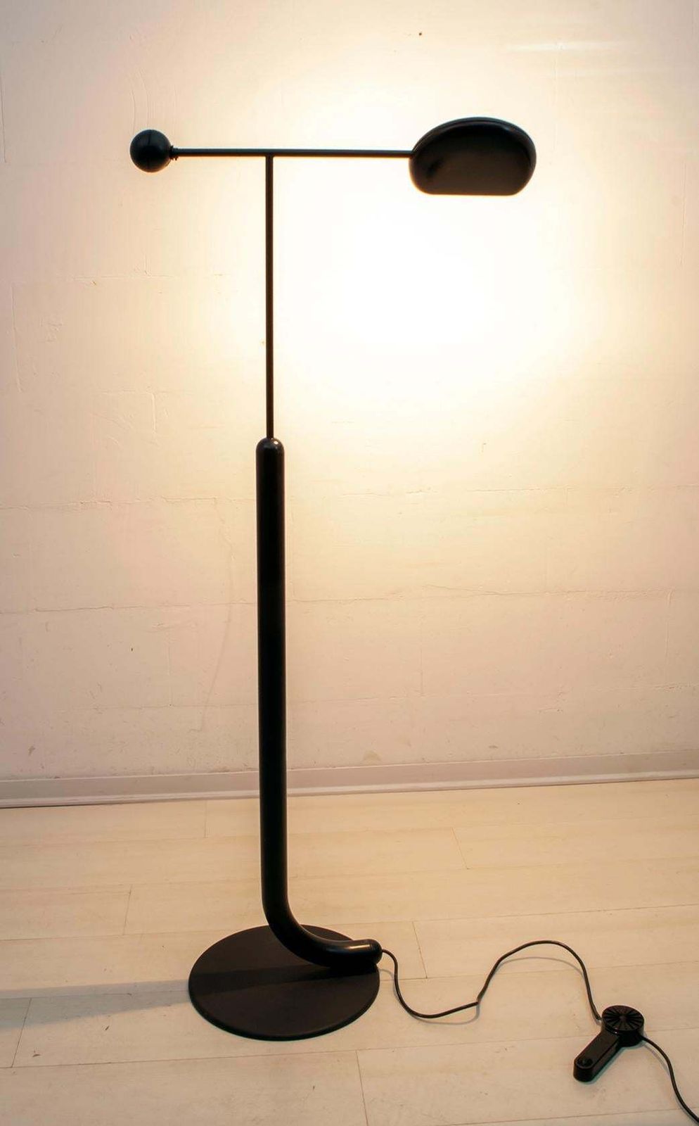 Toshiyuki Kita Italian Floor Lamp "Tomo" By Luci, 1985 photo furniture