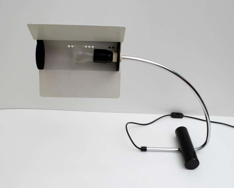 Joe Colombo Mid Century Modern Italian Table Lamp, 1960s photo vinterior