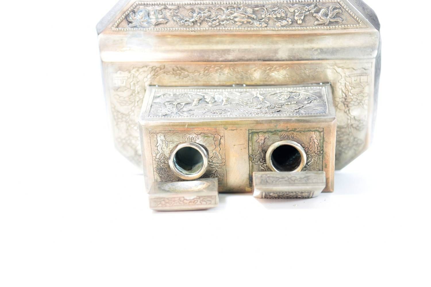 Indochinese Silver Office Kit photo vinterior