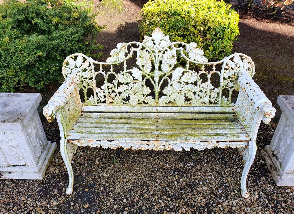 Cast Iron Dog Head And Fern Garden Seat
