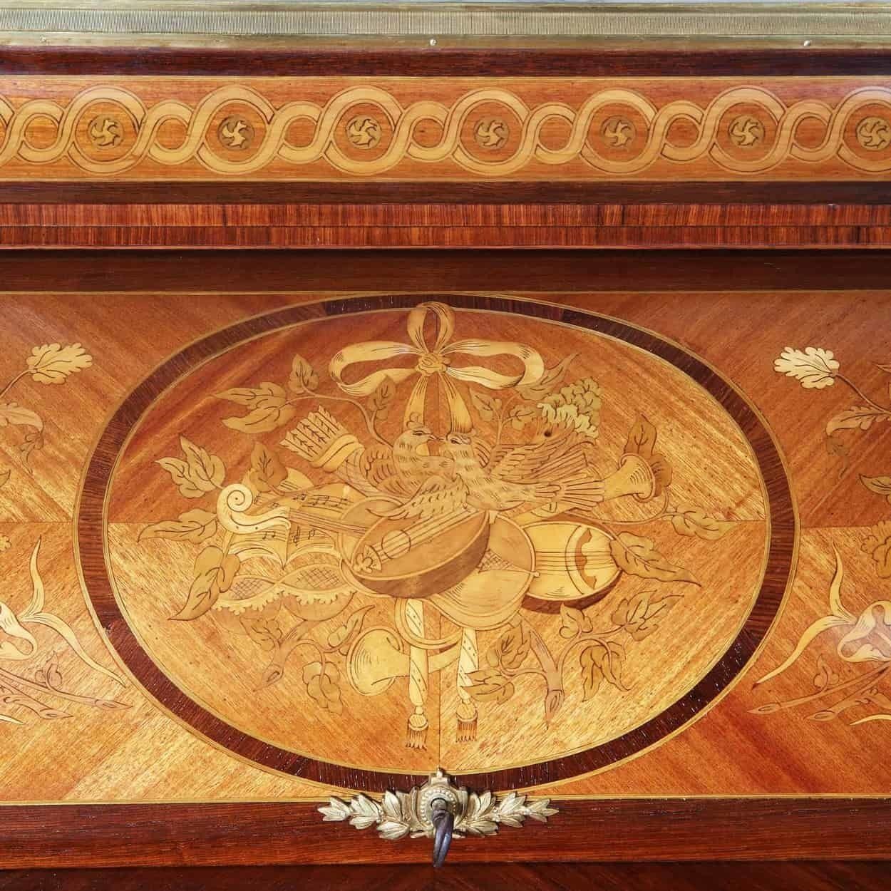 A Louis XVI Style French Marquetry Roll Top Bureau De Damme photo vintage