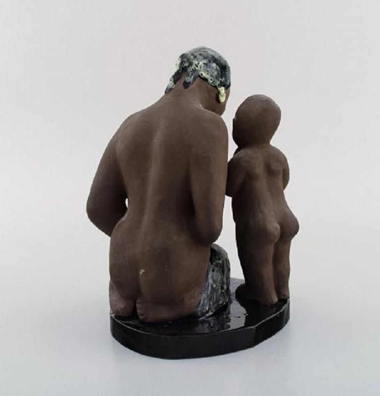 Bengt Wall, Sweden, Balinese Girl With Child In Raw And Glazed Ceramics, 1950s photo 236.0