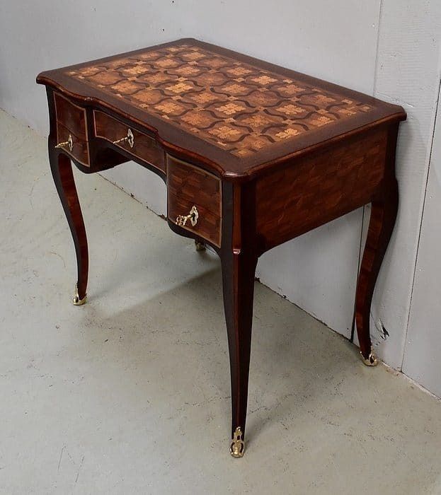 Small Lady's Desk, In Amarante And Violet Wood, Louis XV Period   18th Century photo for sale
