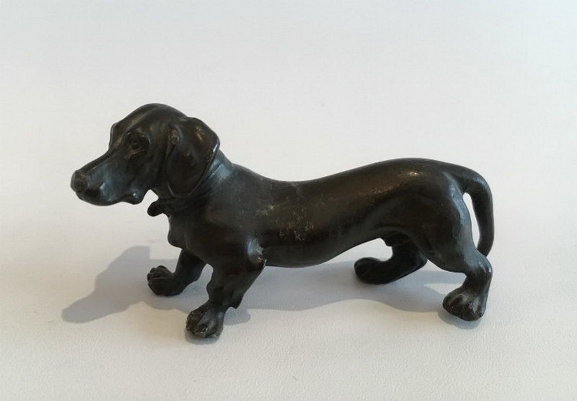 Small Bronze Teckel. Circa 1880