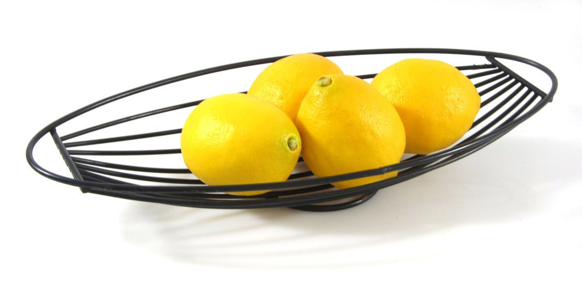 Jaren Vijftig Fruitmand Van Draadstaal photo furniture