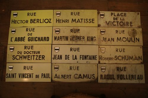 Unique Art Work Made Of An Old City Street Names Zinc Plaques photo furniture