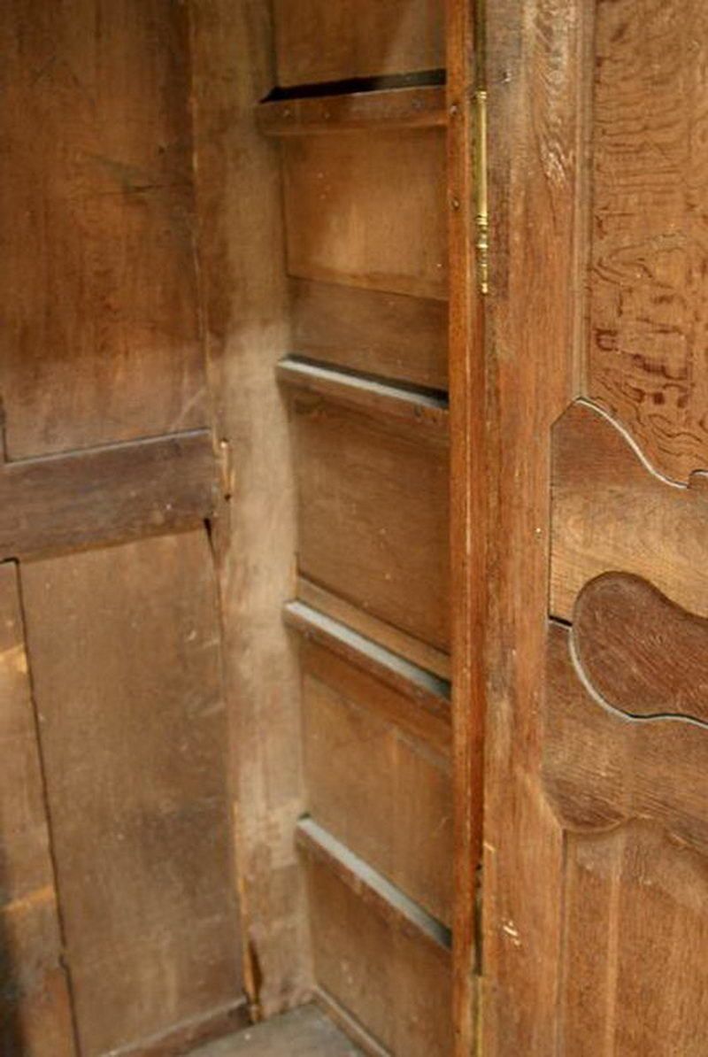 Brown Wood   Wardrobe photo vinterior