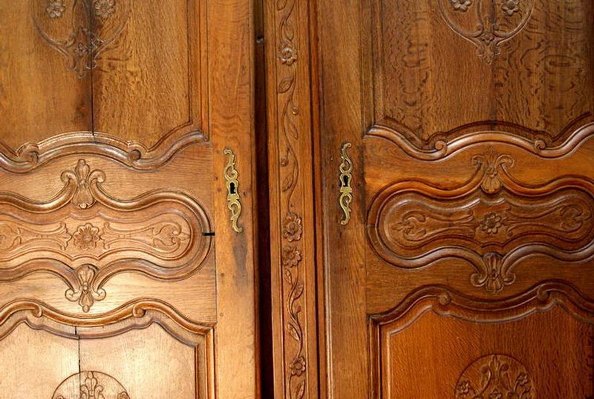 Brown Wood   Wardrobe photo buy