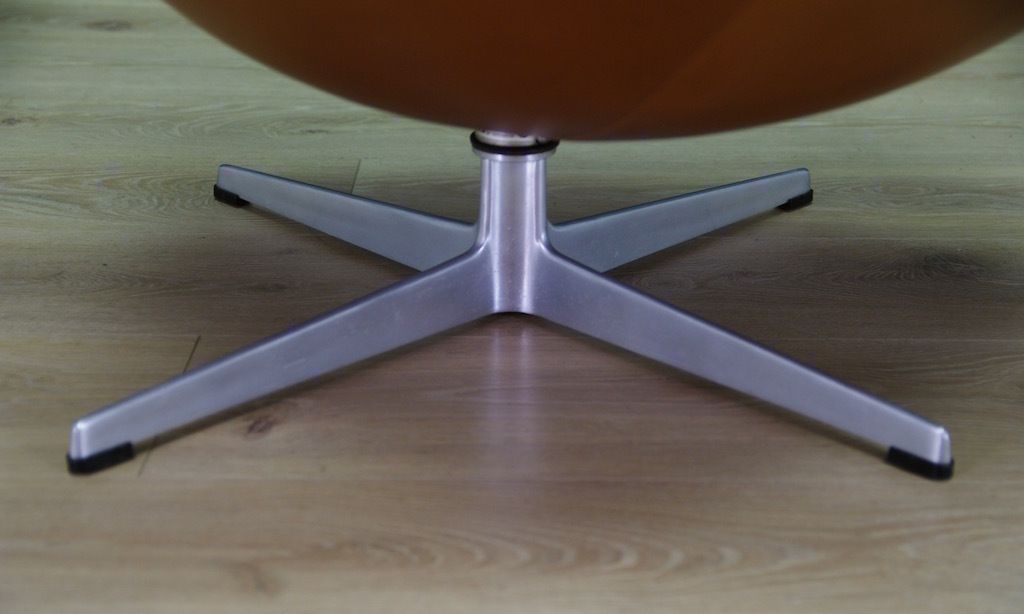 Arne Jacobsen The Egg Chair Elegance Leather Retro photo furniture
