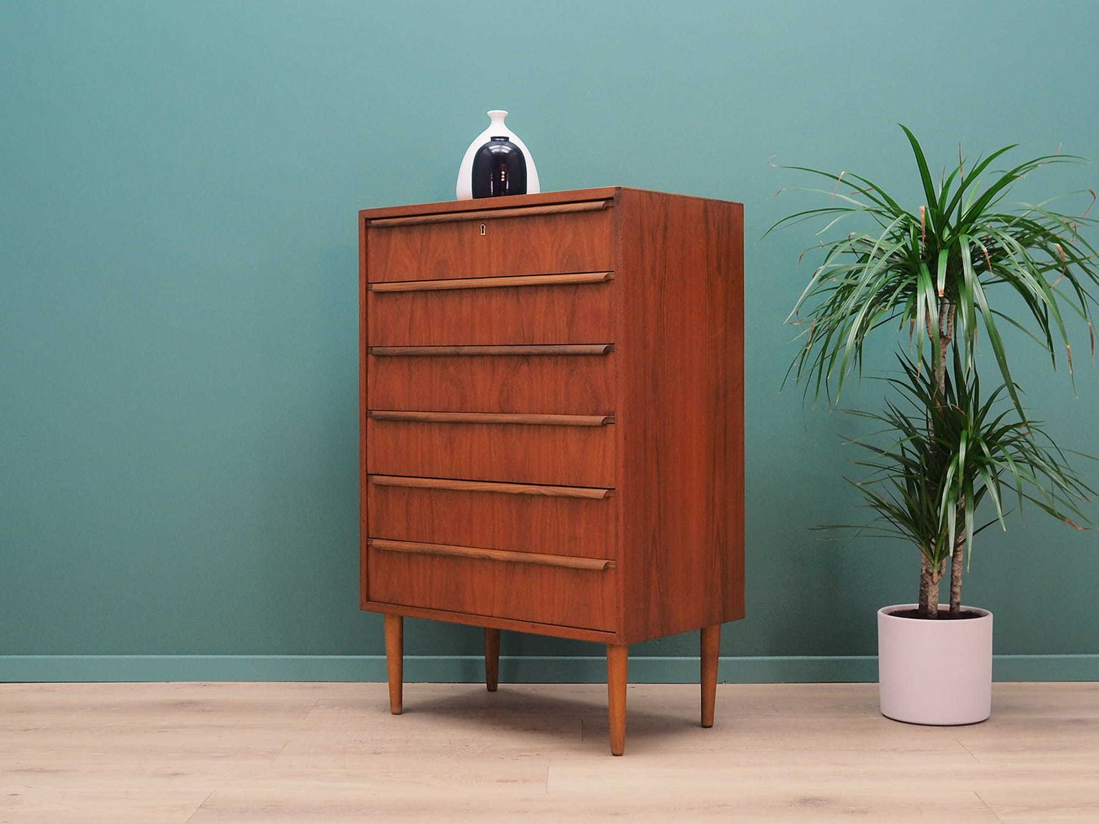 Osakeyhito Vintage Teak Ladekast 60 70 photo vinterior