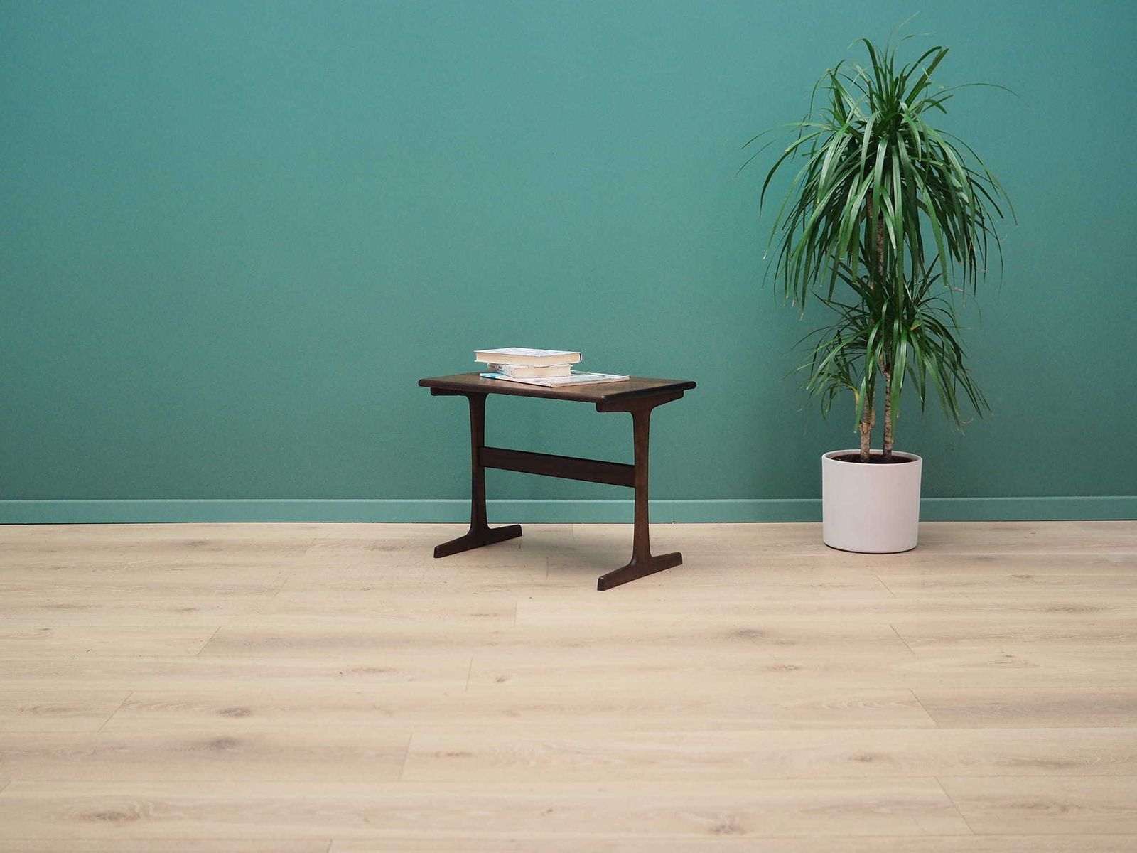 Coffee Table, Danish Design, 1960s photo Furniture