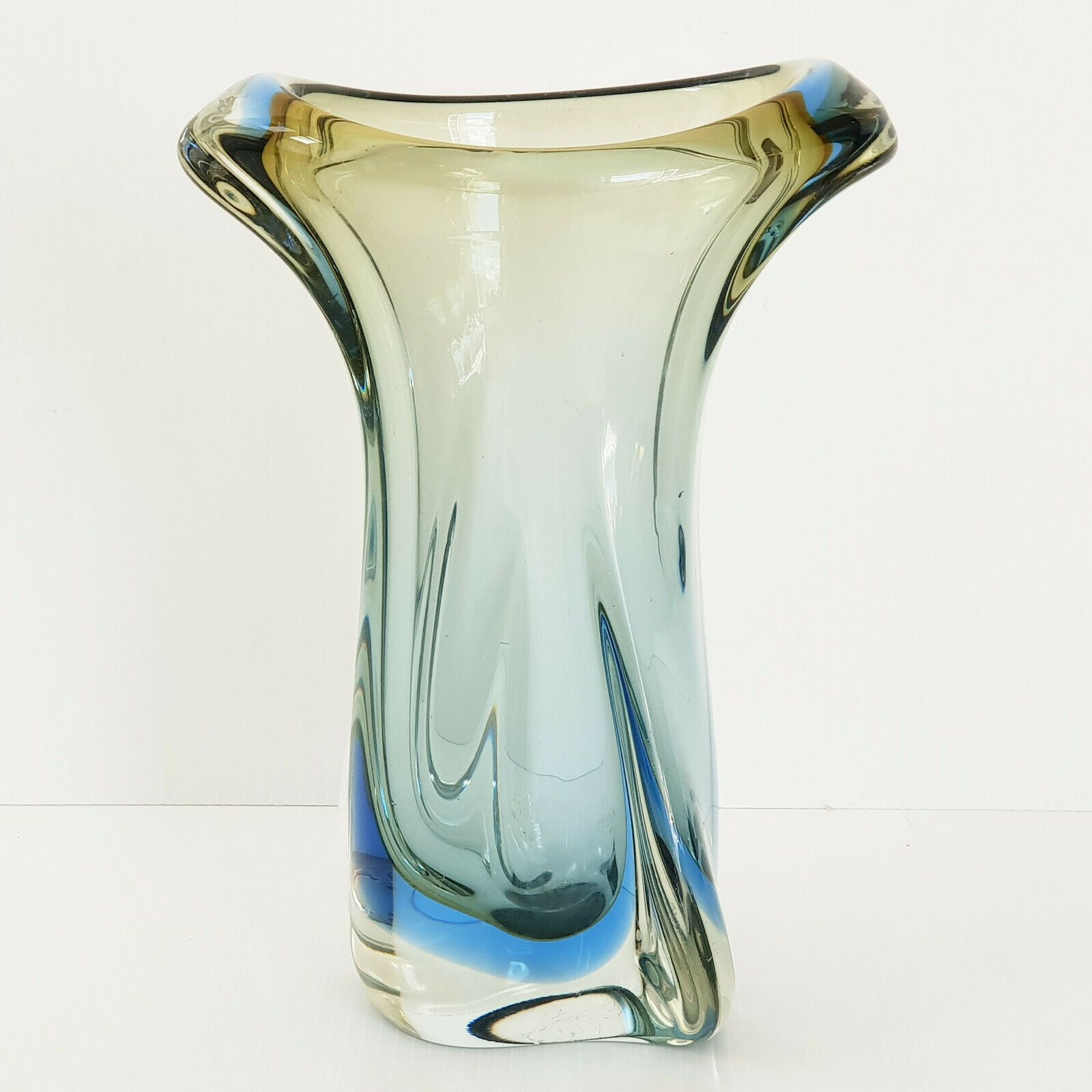 Italiaans Murano Vaas, Vintage Jaren 1960 photo furniture