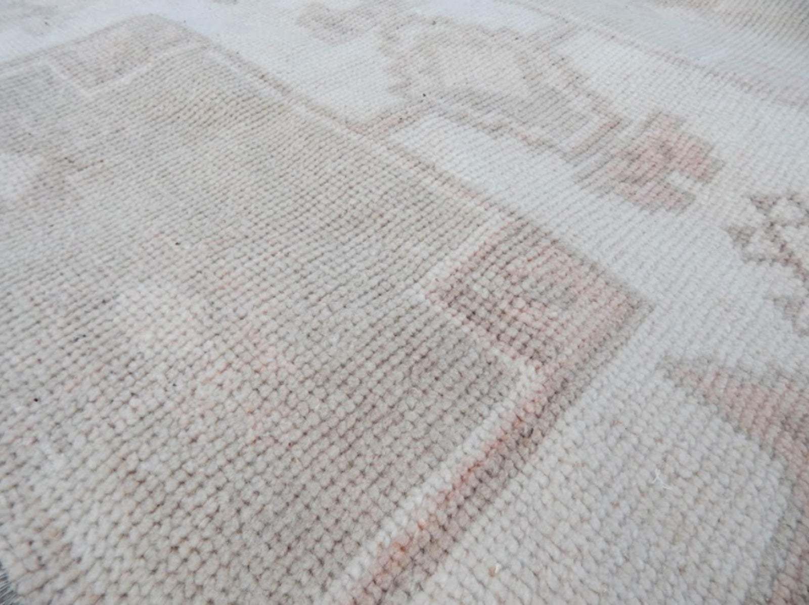 1970s Vintage Turkish Oushak Handwoven Rug 4′3″ × 7′12″ photo vinterior