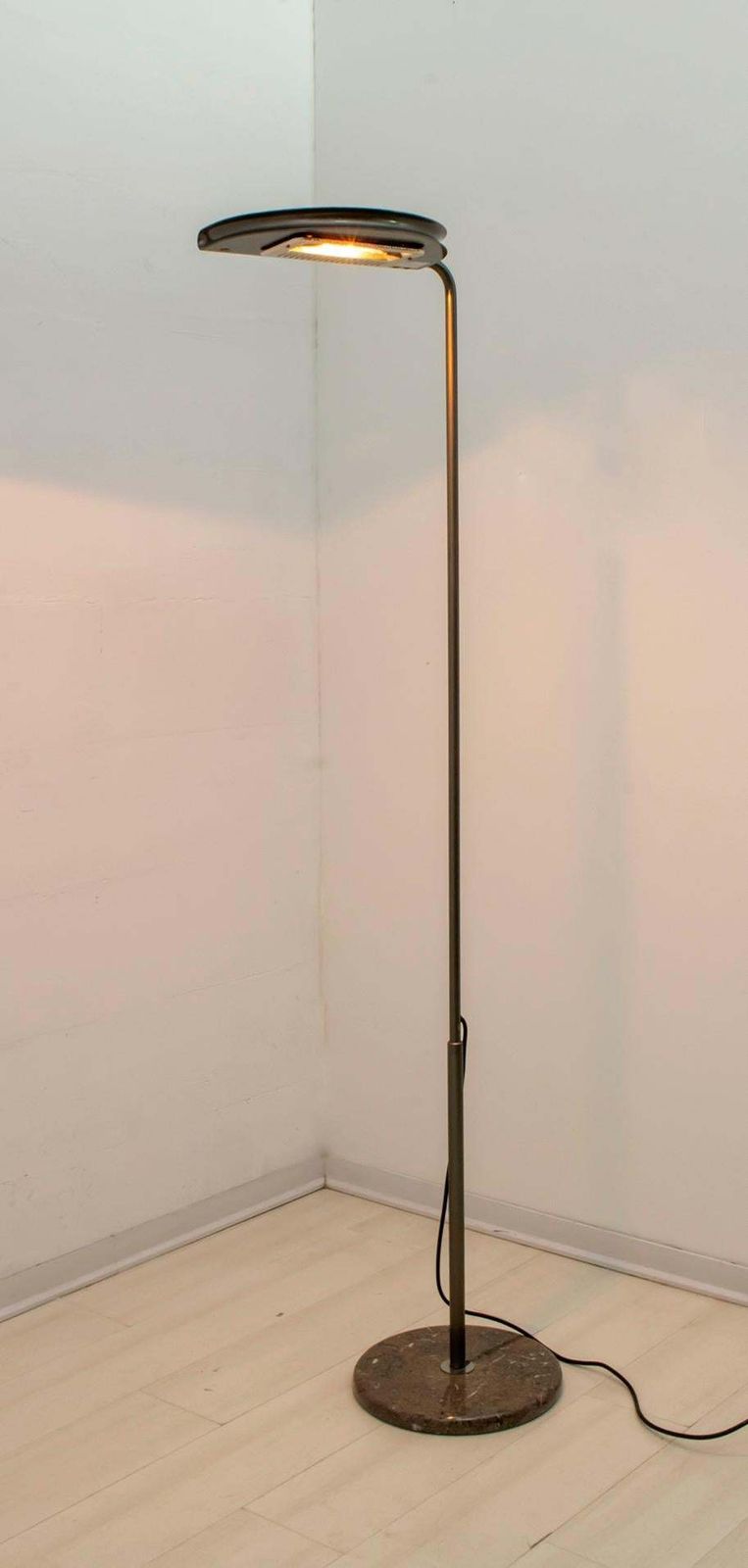 Bruno Gecchelin Mid Century Modern ‘Mezzaluna’ Floor Lamp For Skipper Pollux 70s