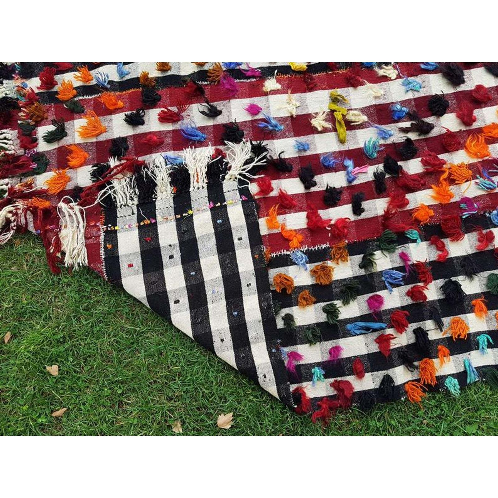 Textiles Happy And Hippie Vintage "Tulu" Rug photo