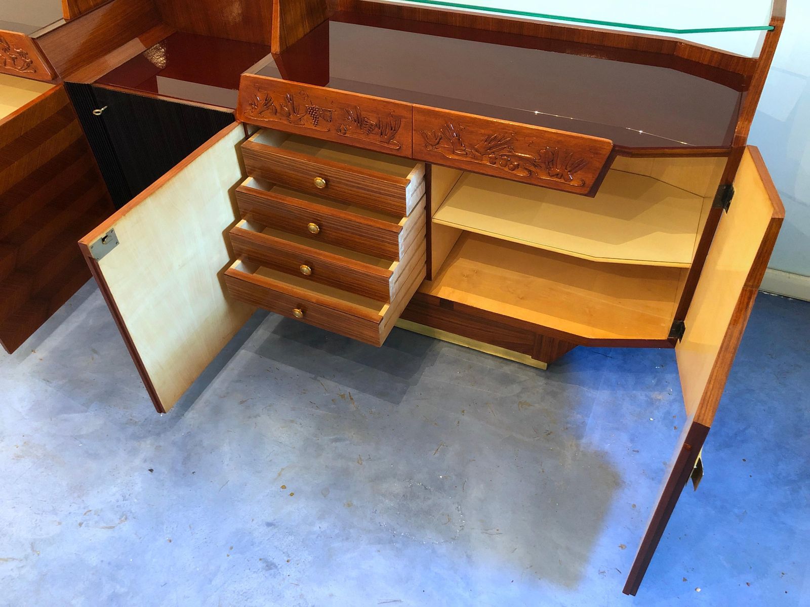 7555.0 Italian Midcentury Sideboard Manufactured By Consorzio Esposizioni Mobili Cantù photo