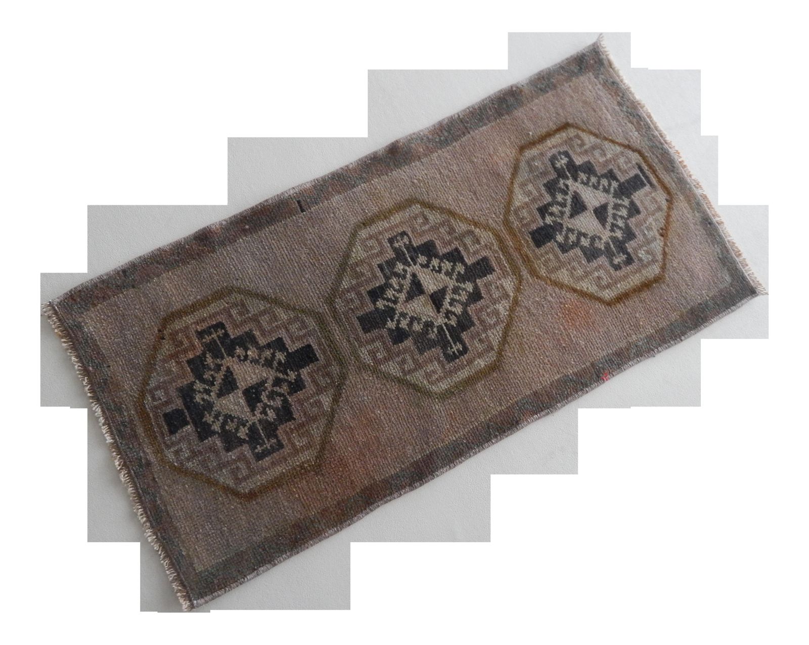 1'5'' X 2'11'' Turkish Konya Hand Knotted Rug photo furniture