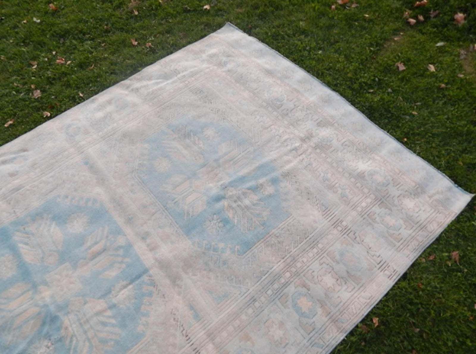Vintage 1960s Anatolian Geometric Distressed Kars Wool Oushak Rug photo vinterior