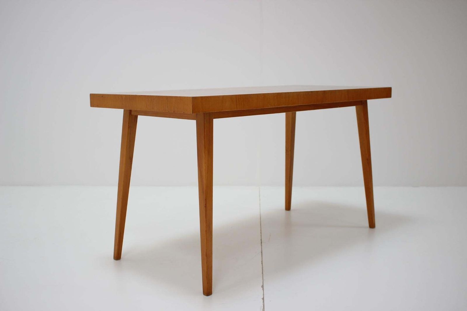 Mid Century Cofee Table, 1960. photo 239.0