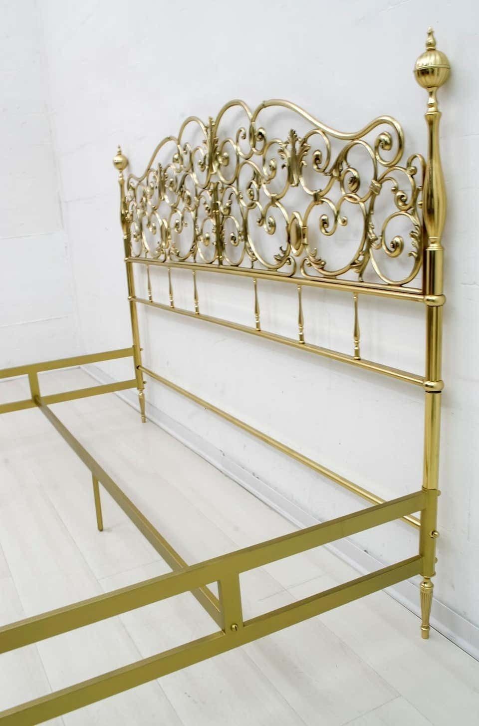 4214.0 Mid Century Modern Italian Neoclassical Style Brass Double Bad, 1960s photo