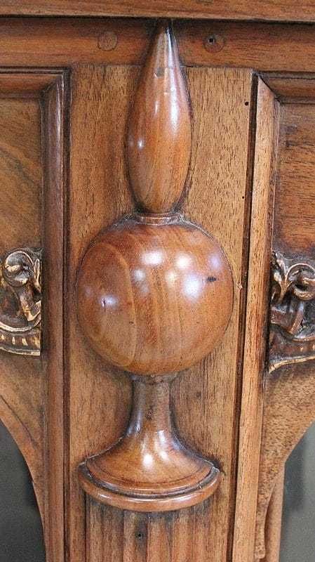 photo vintage Long Presentation Cabinet, In Walnut, Renaissance Taste   2nd Part Of The 19th Century