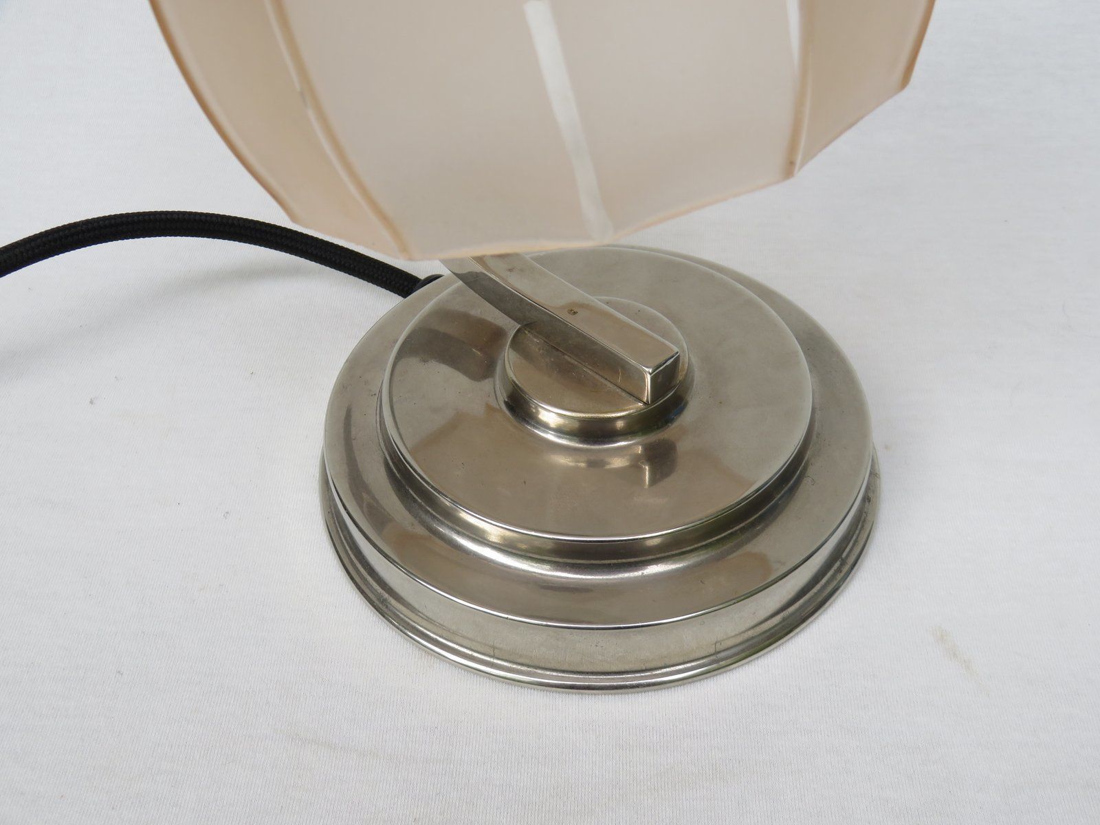 photo vinterior Elegant French Art Deco Small Table Lamps, Set Of 2