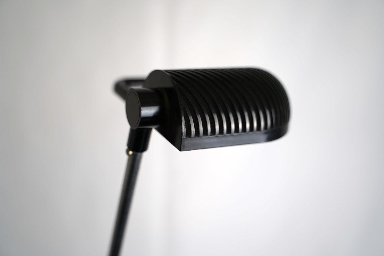Italian Model Maniglia Table Lamp By De Pas, D'urbino And Lomazzi For Stilnovo, 1970s photo buy